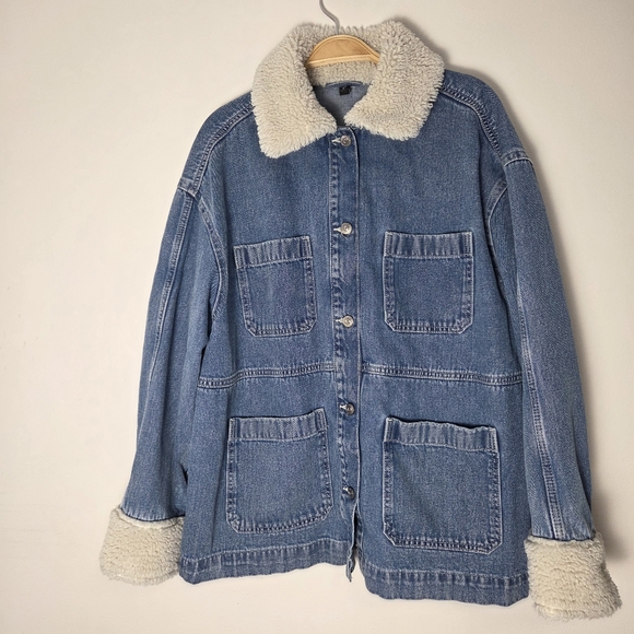H&M Blue Denim Jacket with Cream Sherpa - Picture 4 of 9